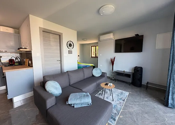 Perla Apartments Opatija - Apartments With Sea View