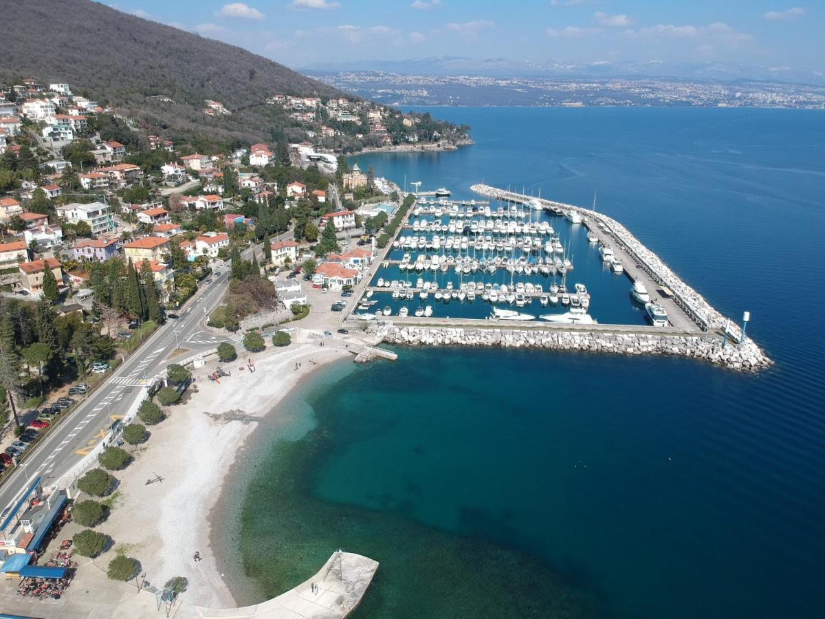 Perla - With Sea View Lägenhet Opatija