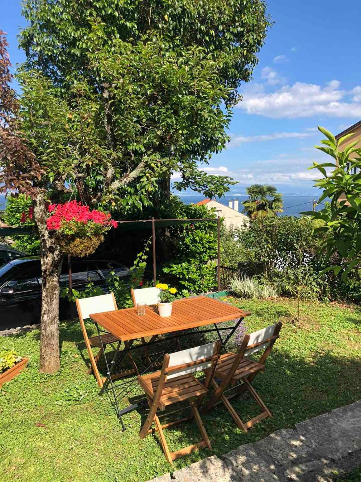 Perla - With Sea View Apartament