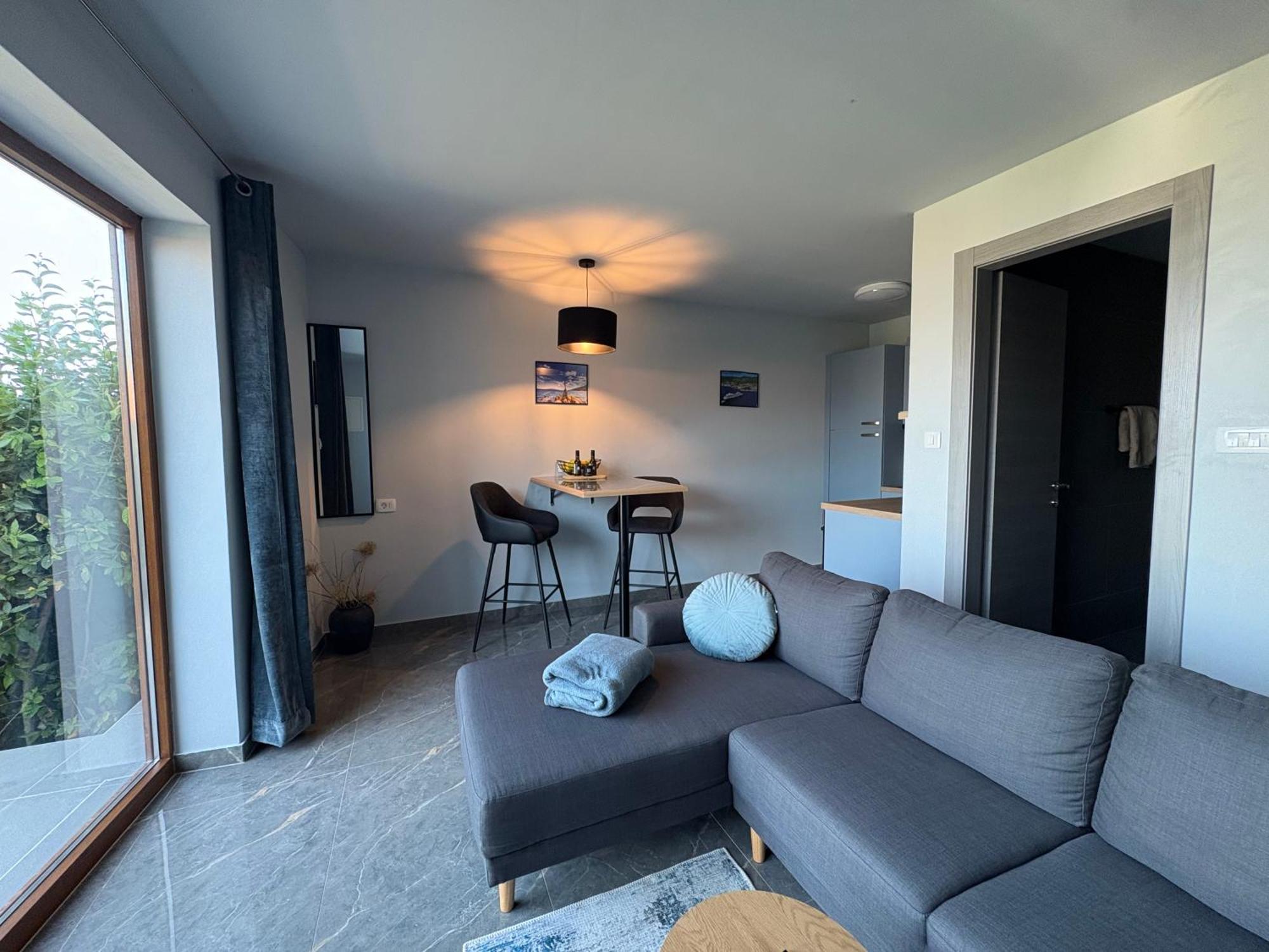 Apartament Perla - With Sea View *